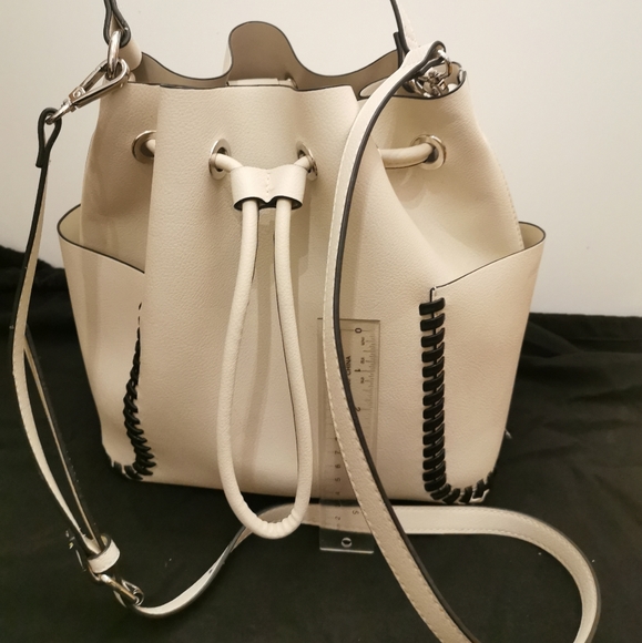 Zara Handbag - Picture 1 of 6